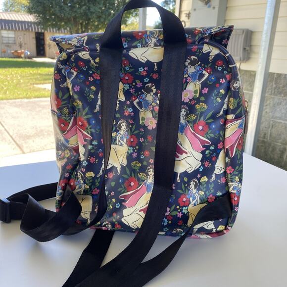 Disney Petunia Pickle Bottom Snow White Backpack - Picture 4 of 12